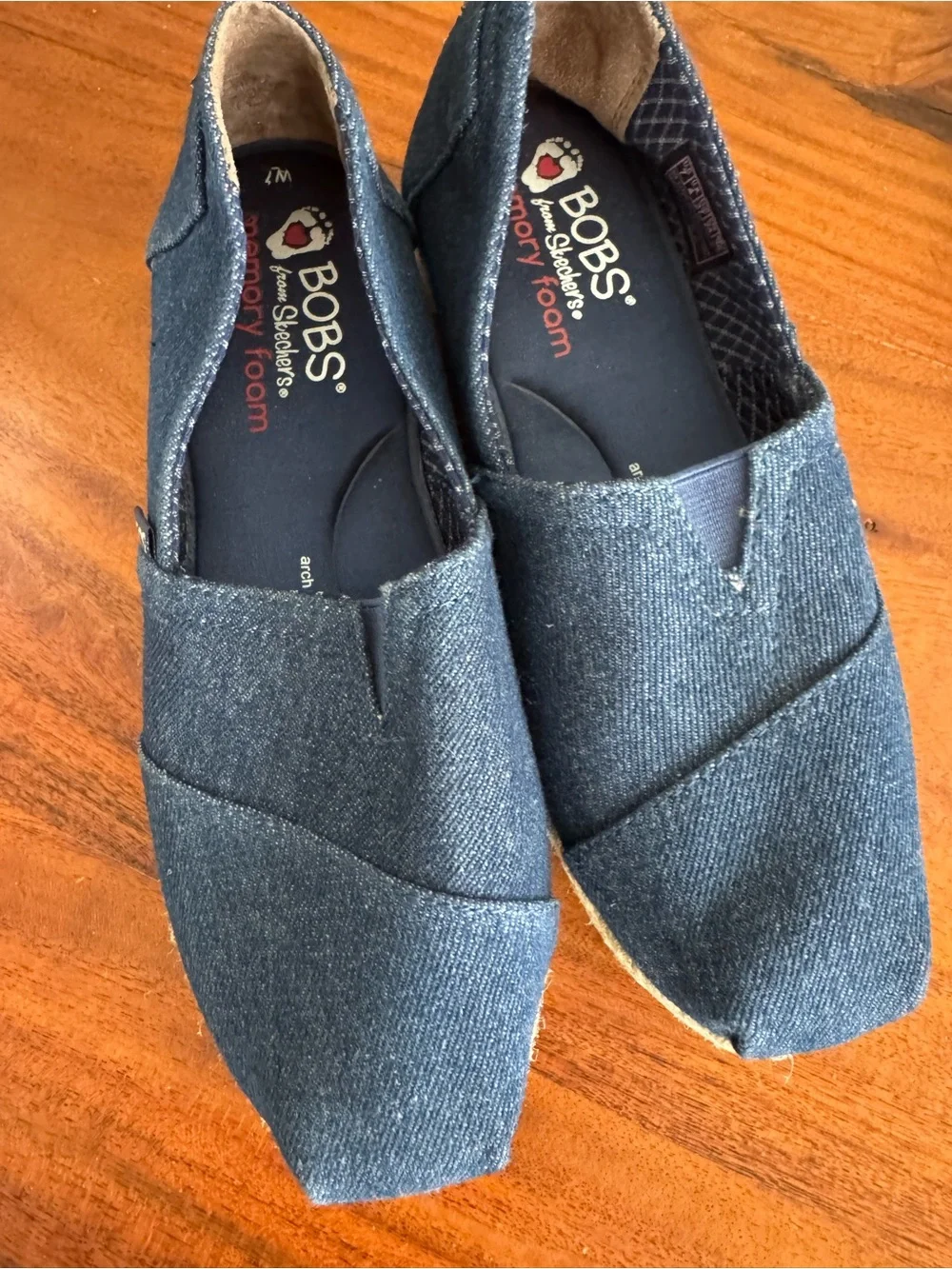 BOBS from Skechers Blue Denim Espadrille Slip On Flat Shoes EUC Size 7